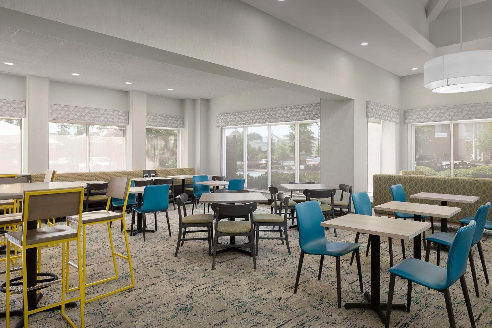 Hilton Garden Inn Raleigh Capital Blvd I-540 Bagian luar foto