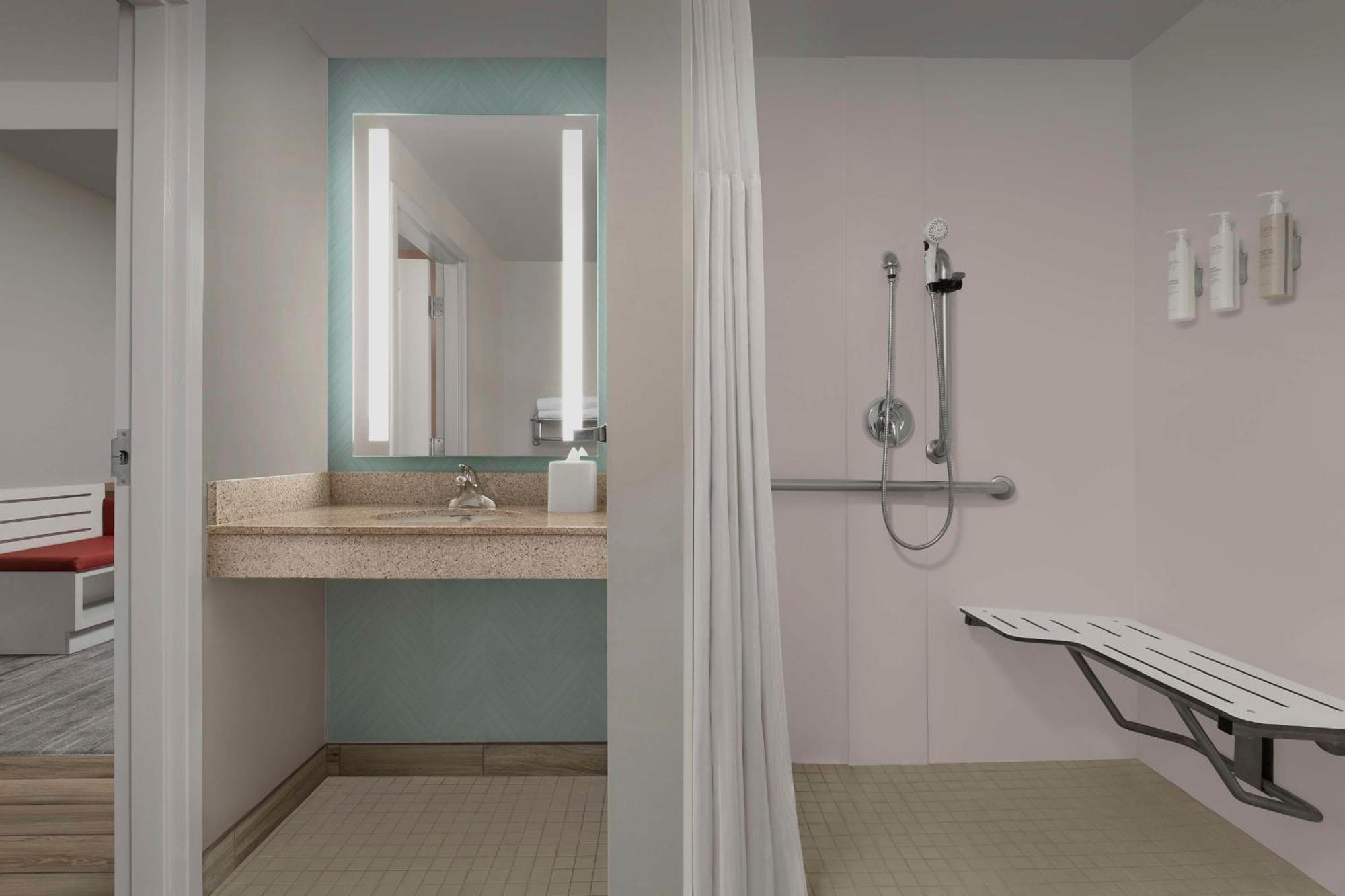 Hilton Garden Inn Raleigh Capital Blvd I-540 Bagian luar foto