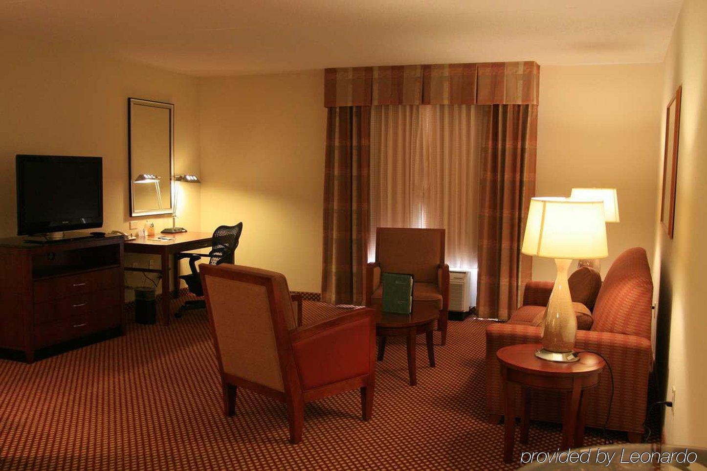 Hilton Garden Inn Raleigh Capital Blvd I-540 Ruang foto